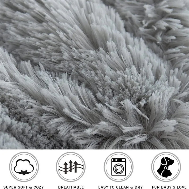 Okrągłe legowisko z długim włosiem dla psa